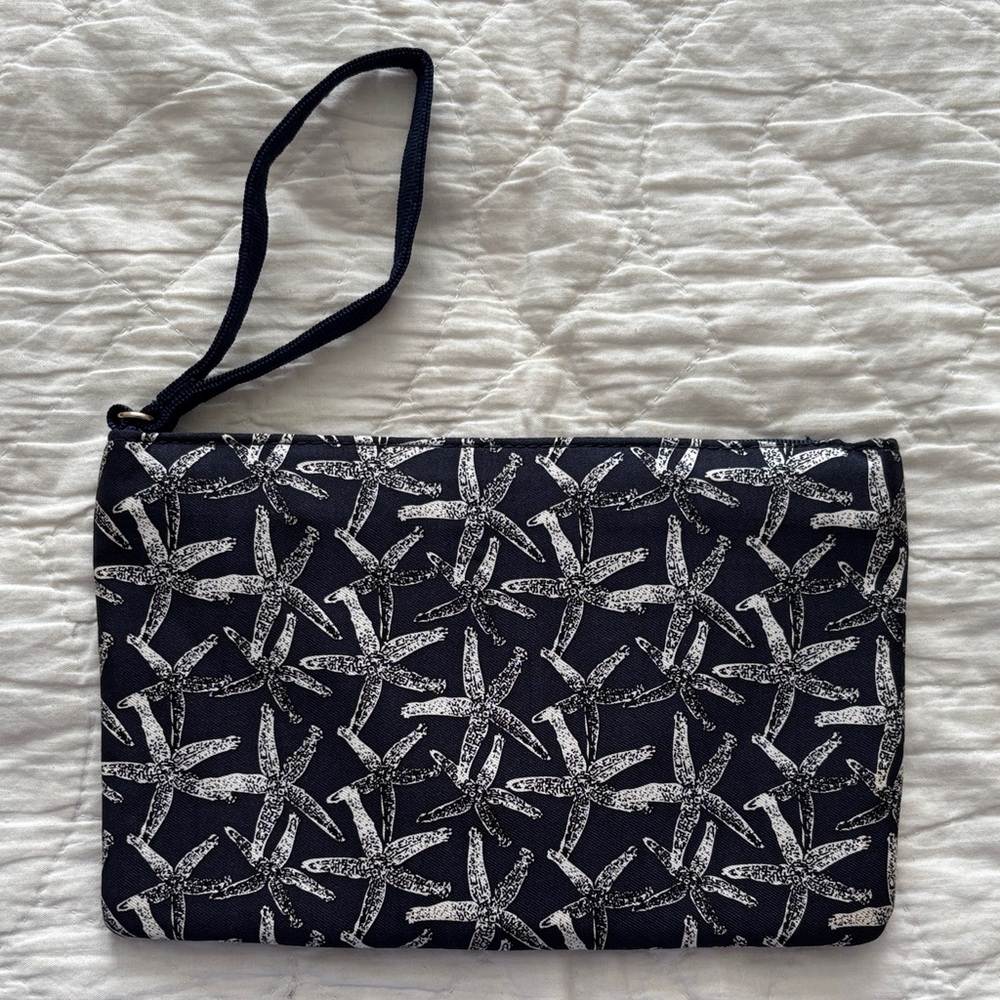 Vineyard Vines Wristlet